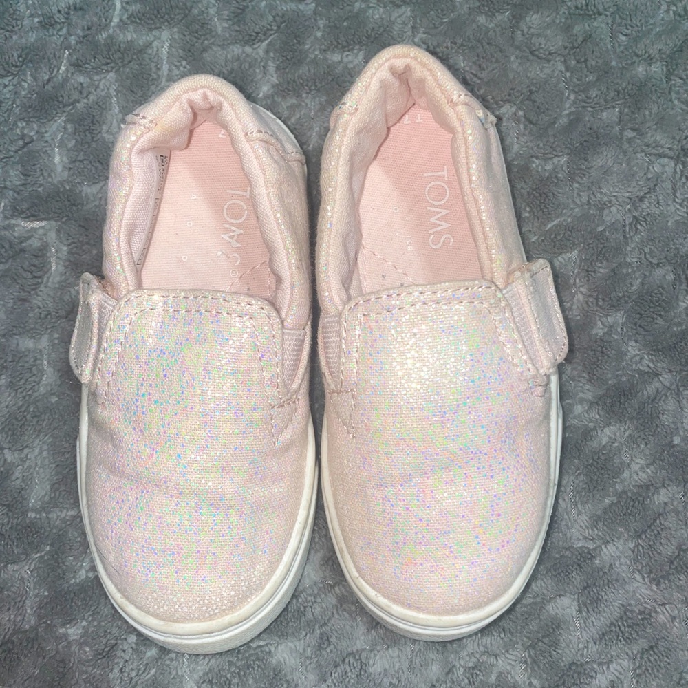 Toddler Toms Size 7C